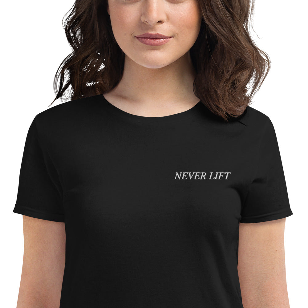 Women's NEVER LIFT t-shirt