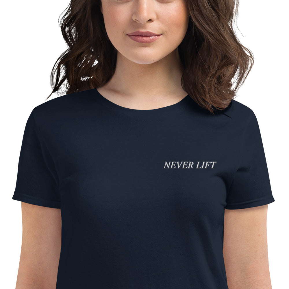 Women's NEVER LIFT t-shirt