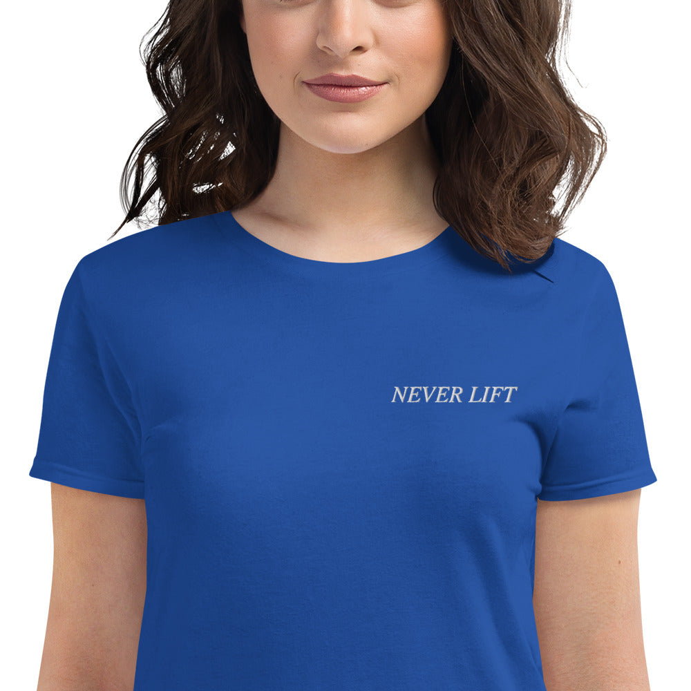 Women's NEVER LIFT t-shirt